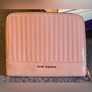 Ted Baker Pink Leather IPad case. It is 11 x 8.5 Beautiful and Shiny